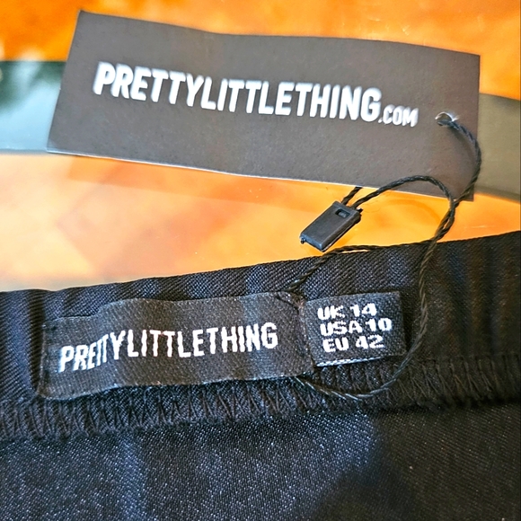 NWT PrettyLittleThing Black Stretch Woven Basic High Rise Micro Mini Skirt - Picture 5 of 6